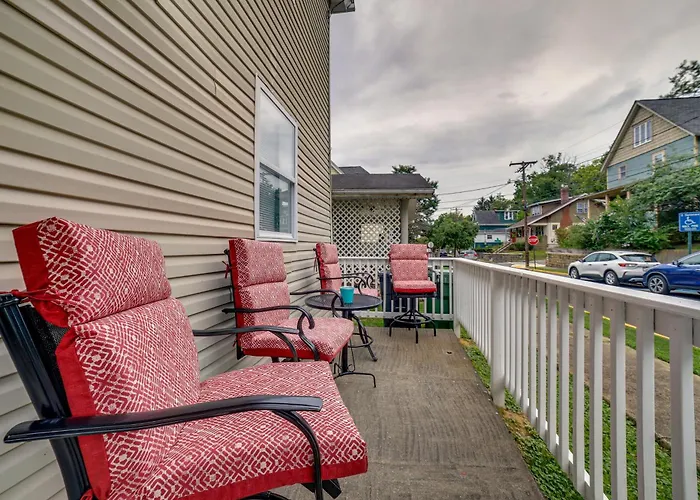 Morgantown Home 1 Mi To West Virginia University!